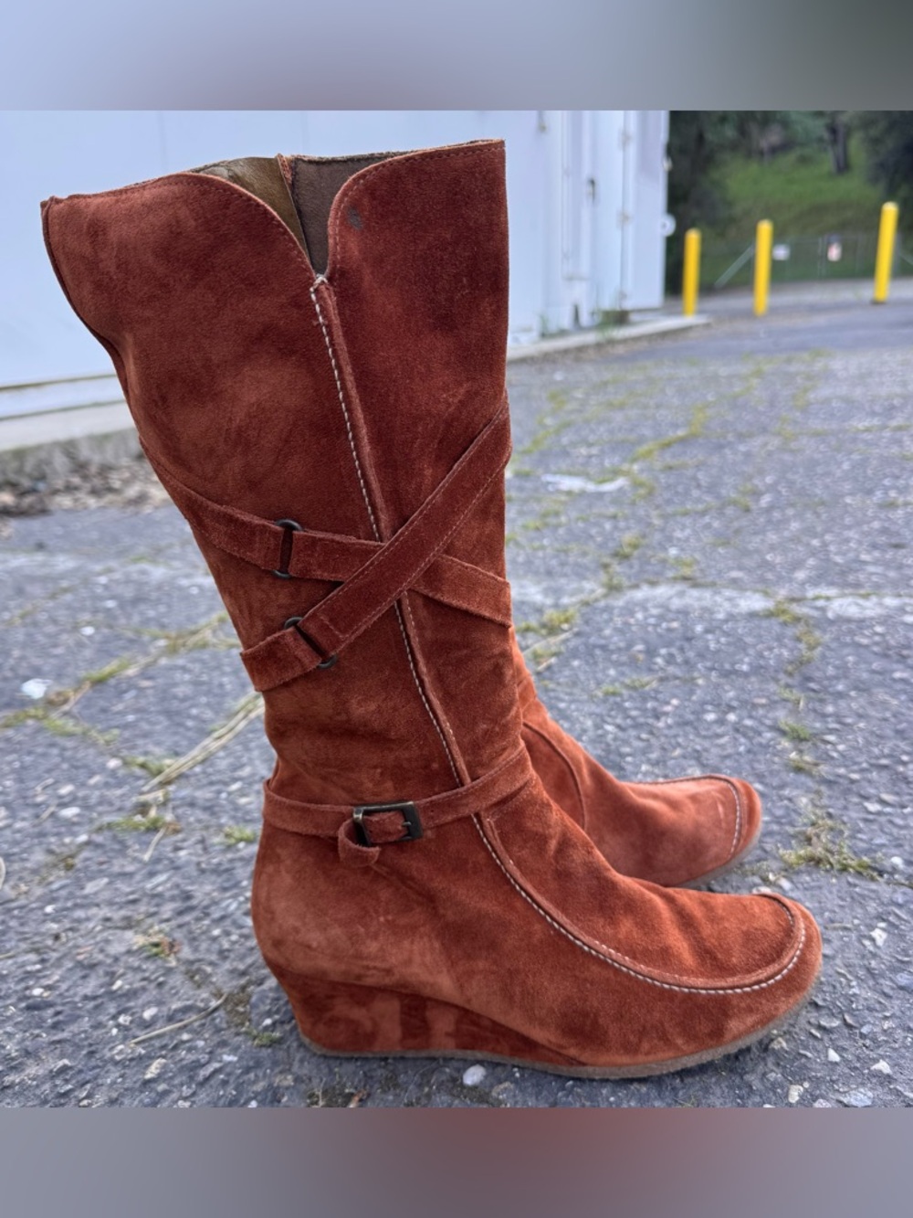 Women’s Brown Suede Mid-Calf Wedge Boots 70s vibe festival boho size 9.5
